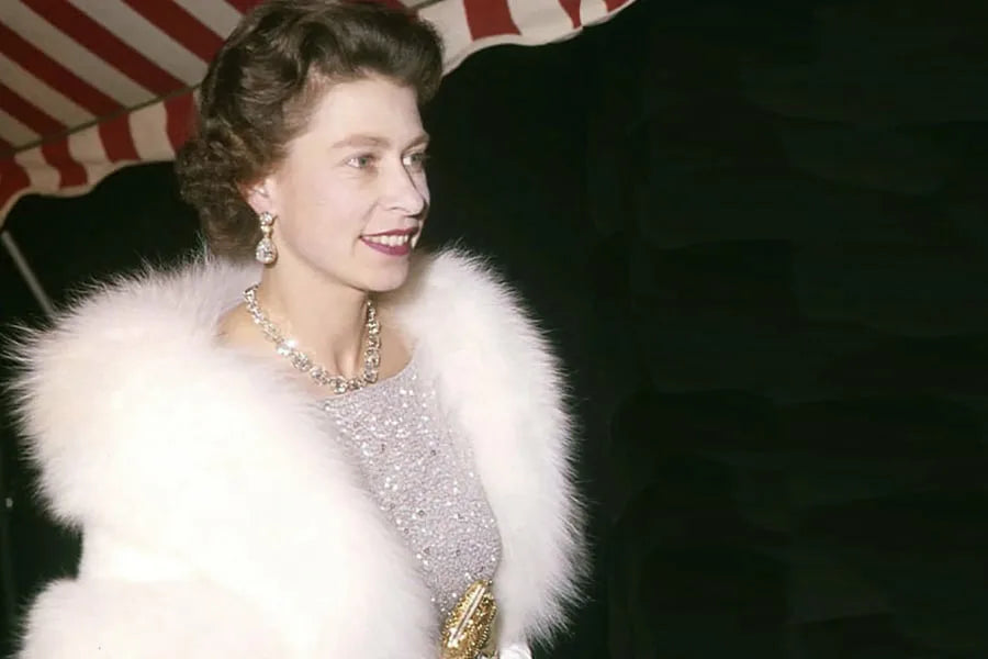 HM The Queen - A Tribute to a Fashion Icon