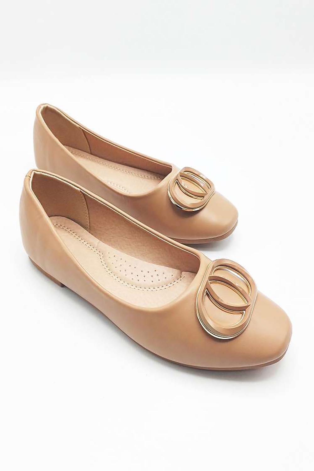 Miss Diva Vittoria Broach Detail Pumps in Nude