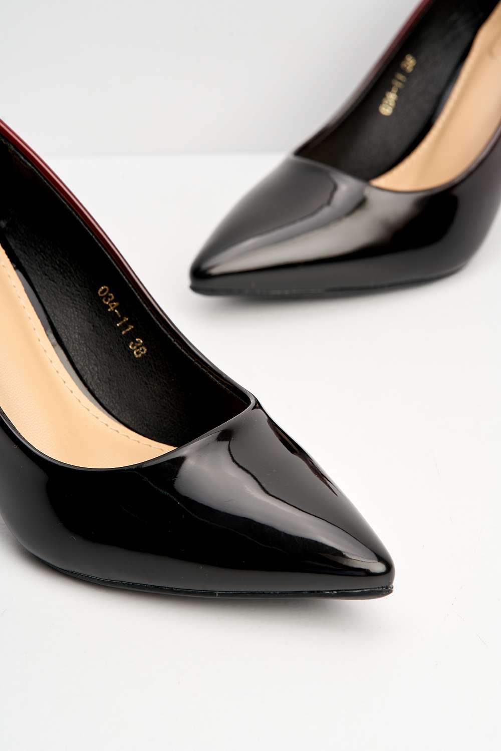 Alani Two Tone Medium Heel Court Shoe in Black Heels Miss Diva