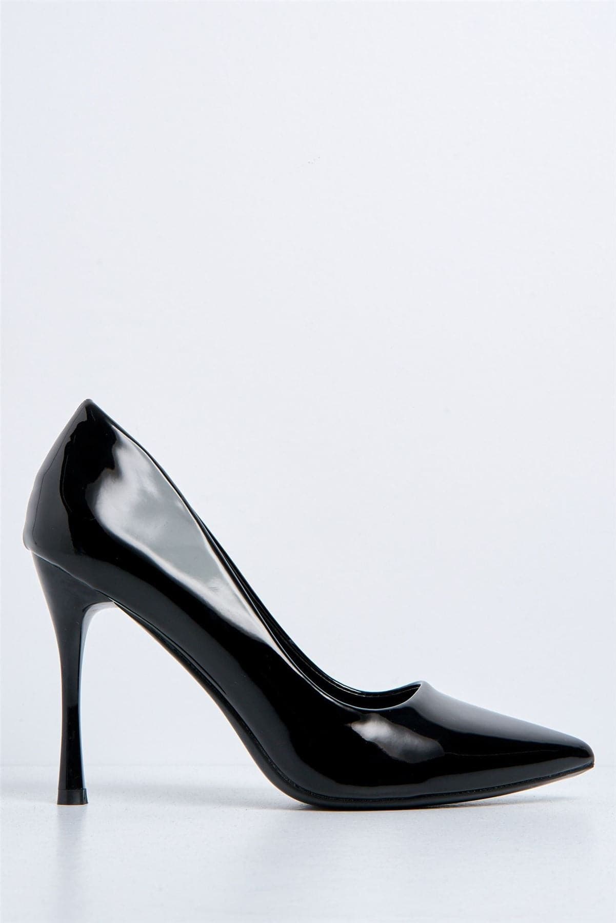 Gina Spool Heel Court Shoes in Black Patent Heels Miss Diva