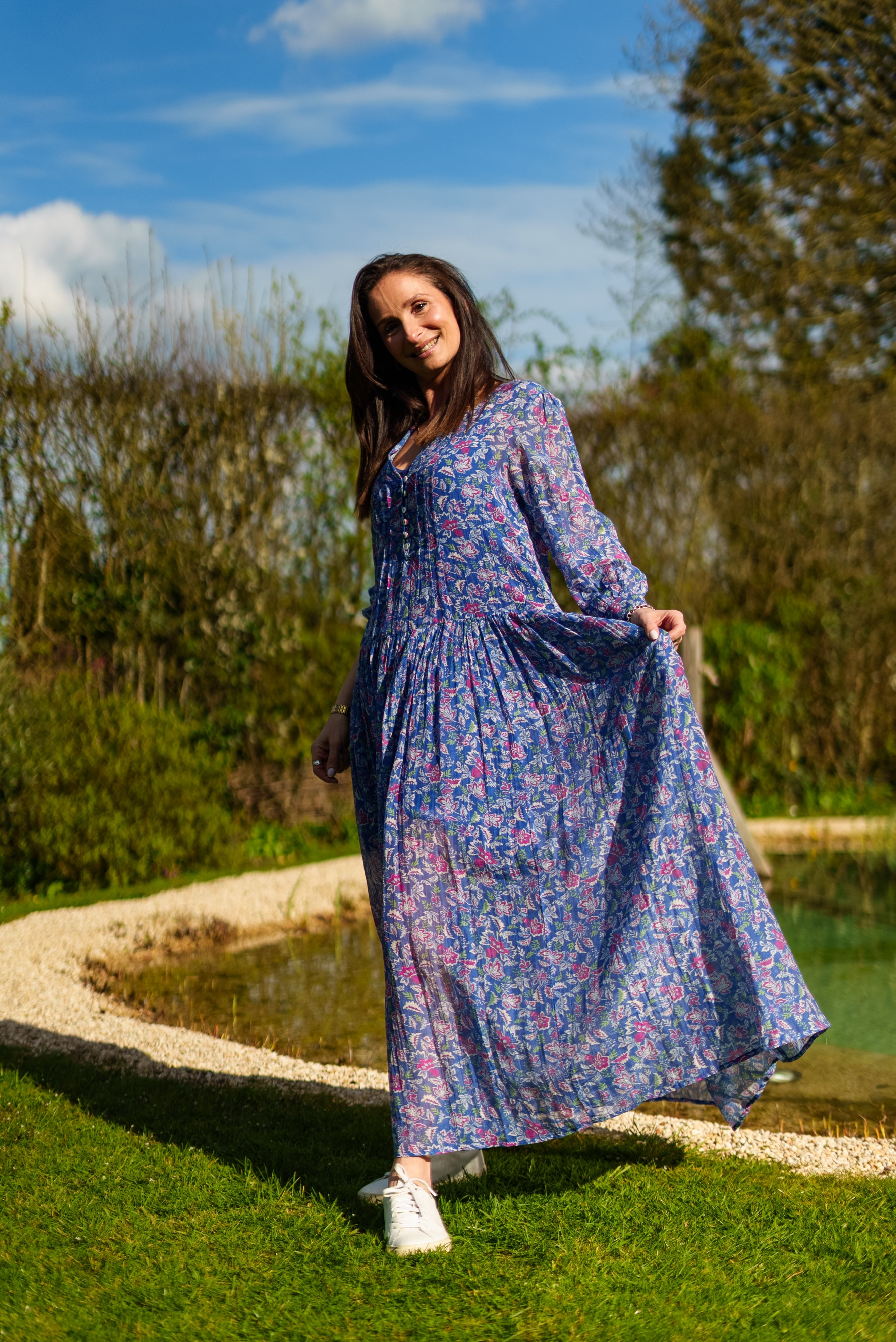 Soul Of Sita Inky Blue Cotton / Silk Mix Maxi Dress And Separate Under Vest. With Side Pockets. Beautiful Breathable Fabric.