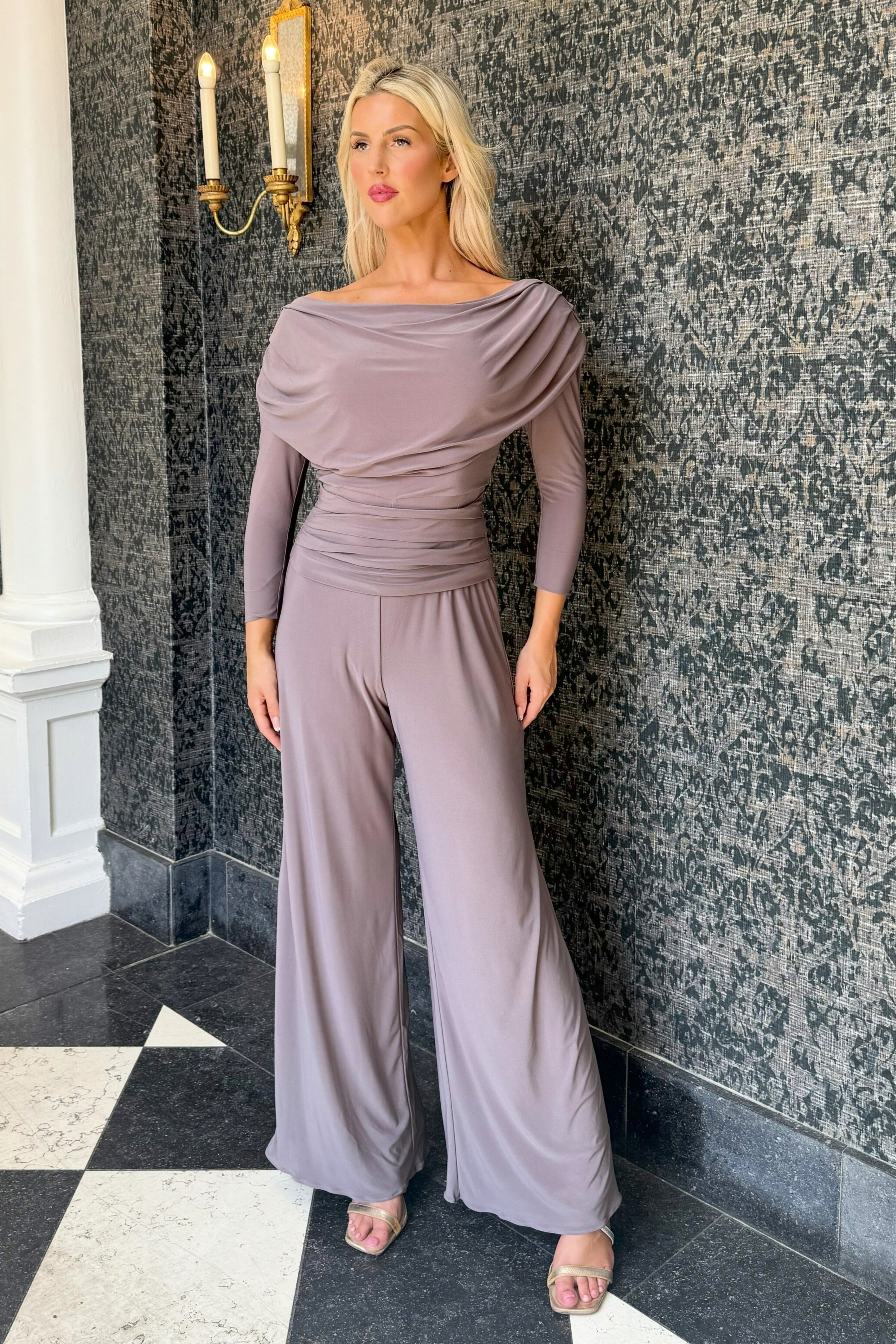 Atom Label Grey Taupe T2 Ss26 Carbon Jumpsuit With Sleeve