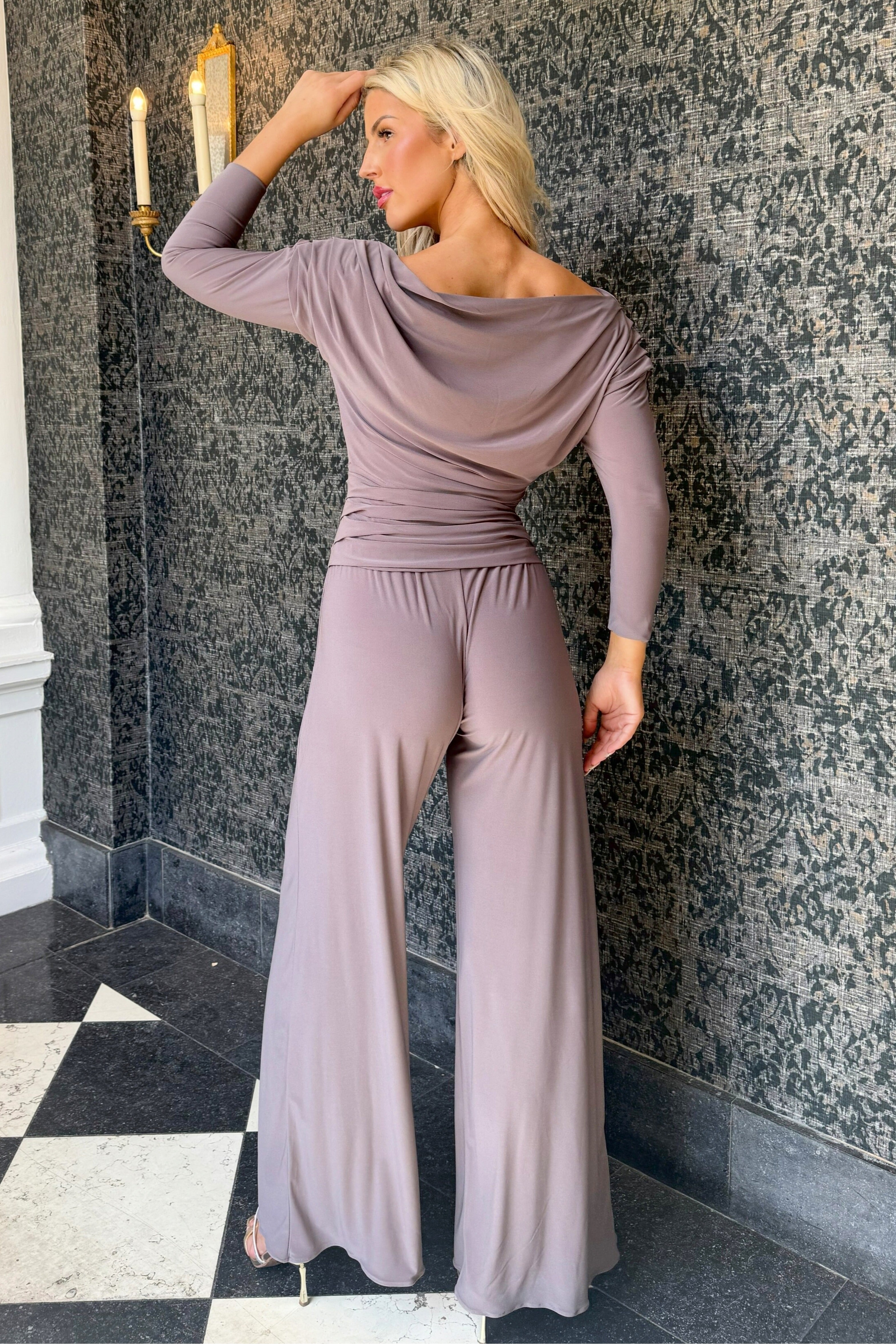 Atom Label Grey Taupe T2 Ss26 Carbon Jumpsuit With Sleeve