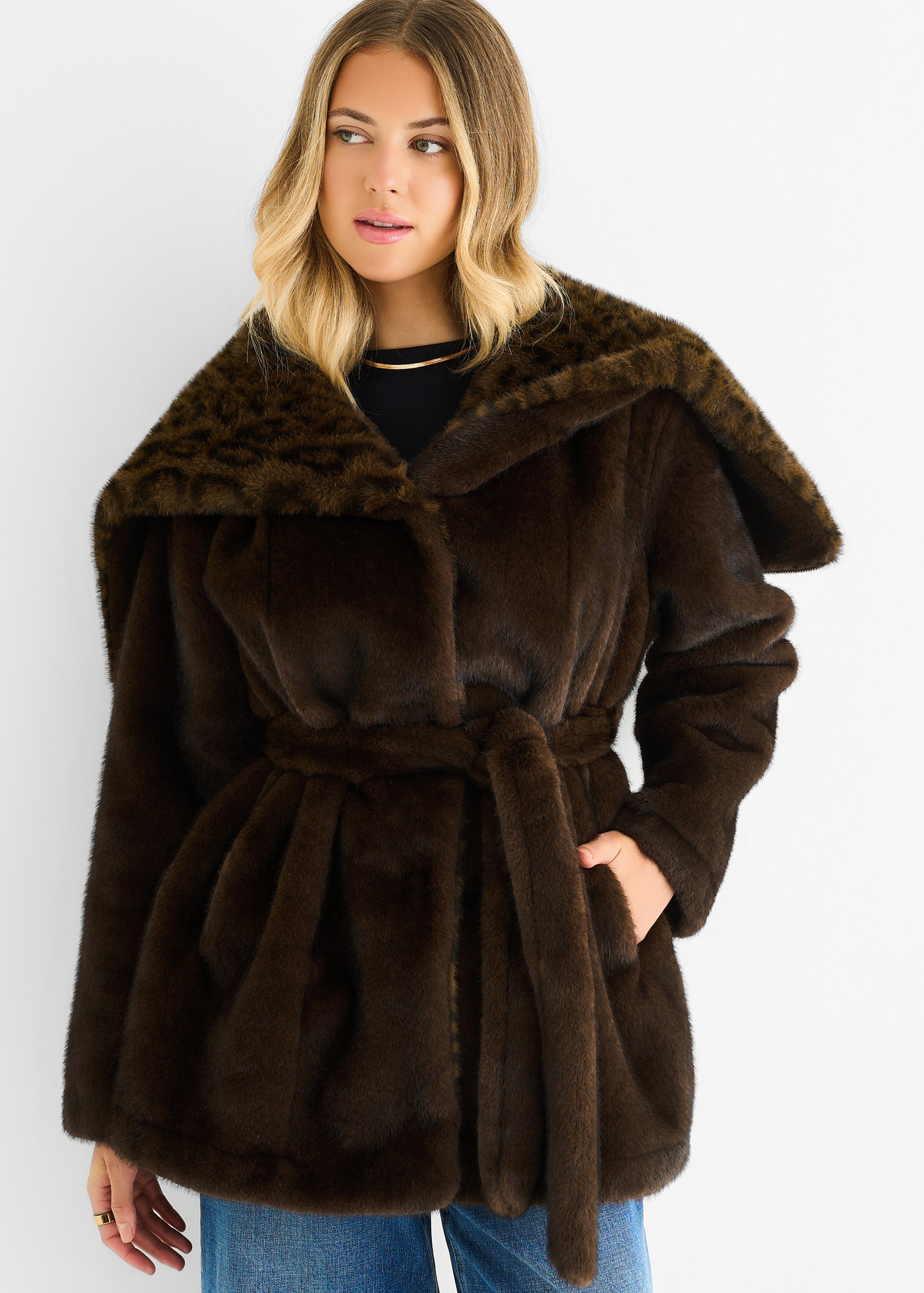 Chocolate Premium Contrast Lapel Hood Animal Faux Fur Jacket