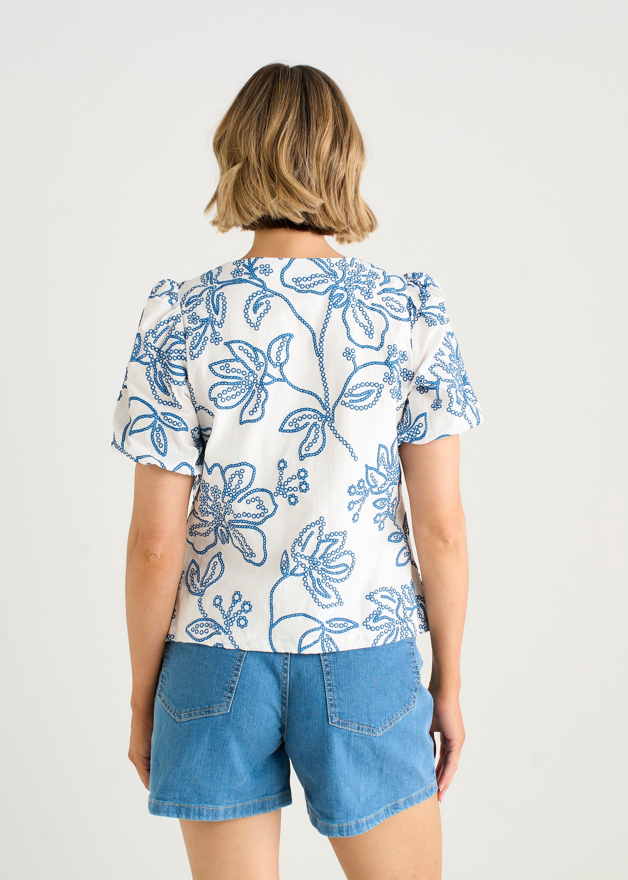 Gini London White Textured Floral Print Tie Front Top