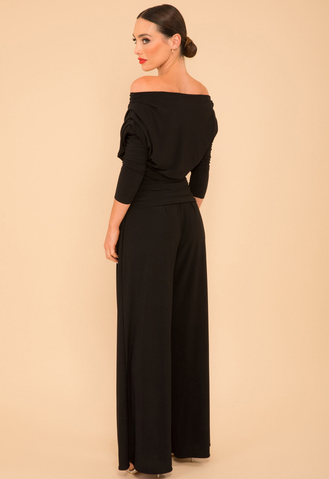 Atom Label Black Carbon Jumpsuit With Sleeve