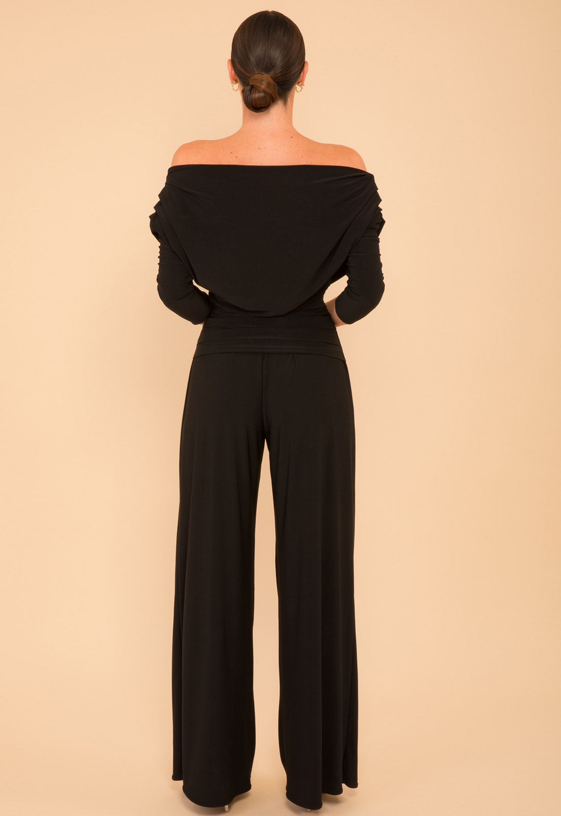 Atom Label Black Carbon Jumpsuit With Sleeve