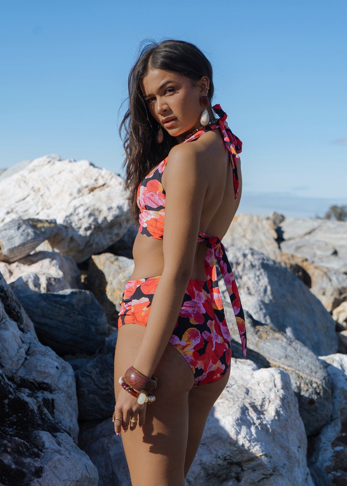 Gini London Black Contrast Floral Halter Neck Bikini Top