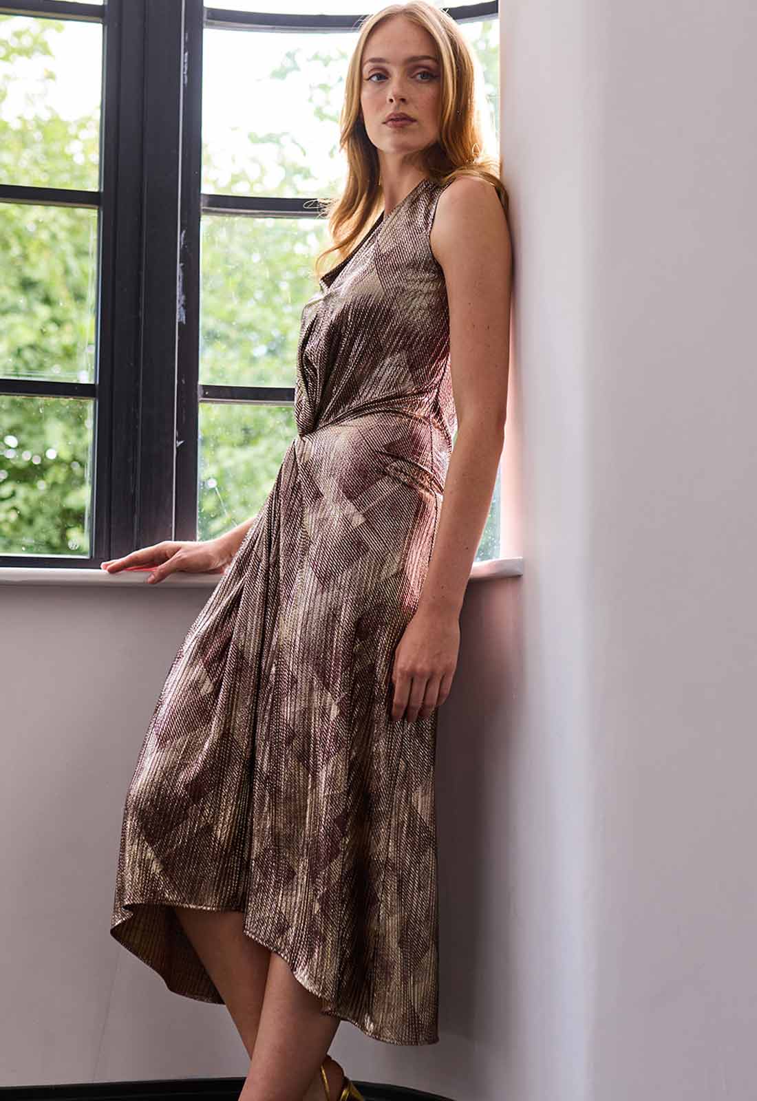 nearing closer luxury cocktail dress