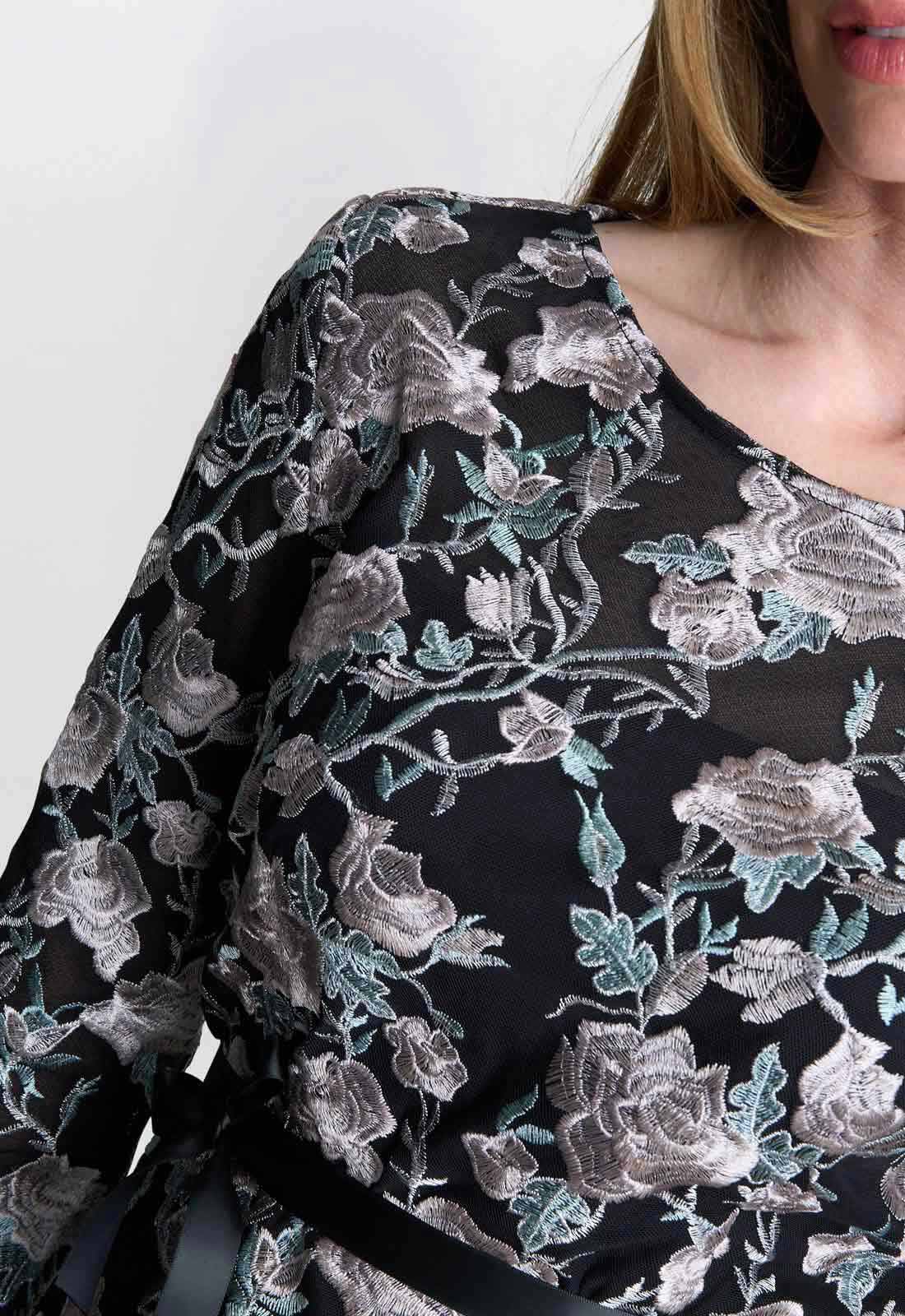 Gina Bacconi Black / Pink Brandy Embroidered Blouse With Tie Belt