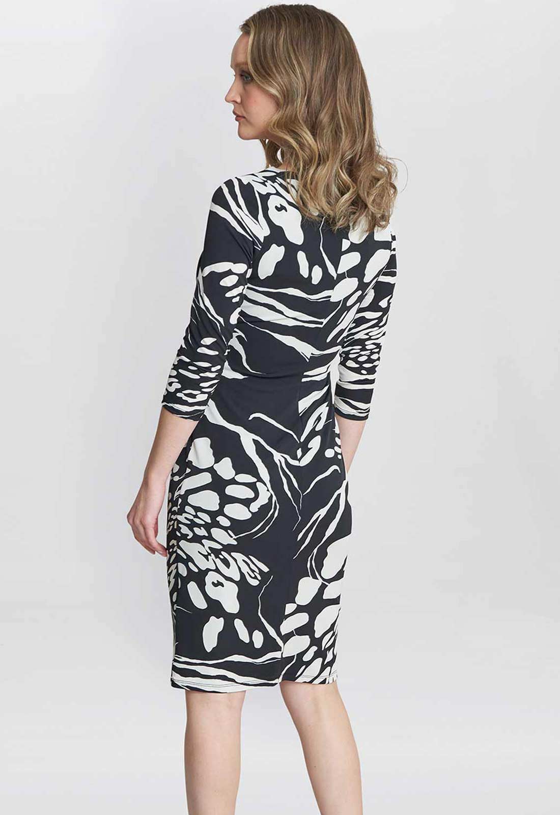 Gina BacconiGina Bacconi Bianca Printed Jersey Ruffle Dress Bianca Printed Jersey Ruffle Dress