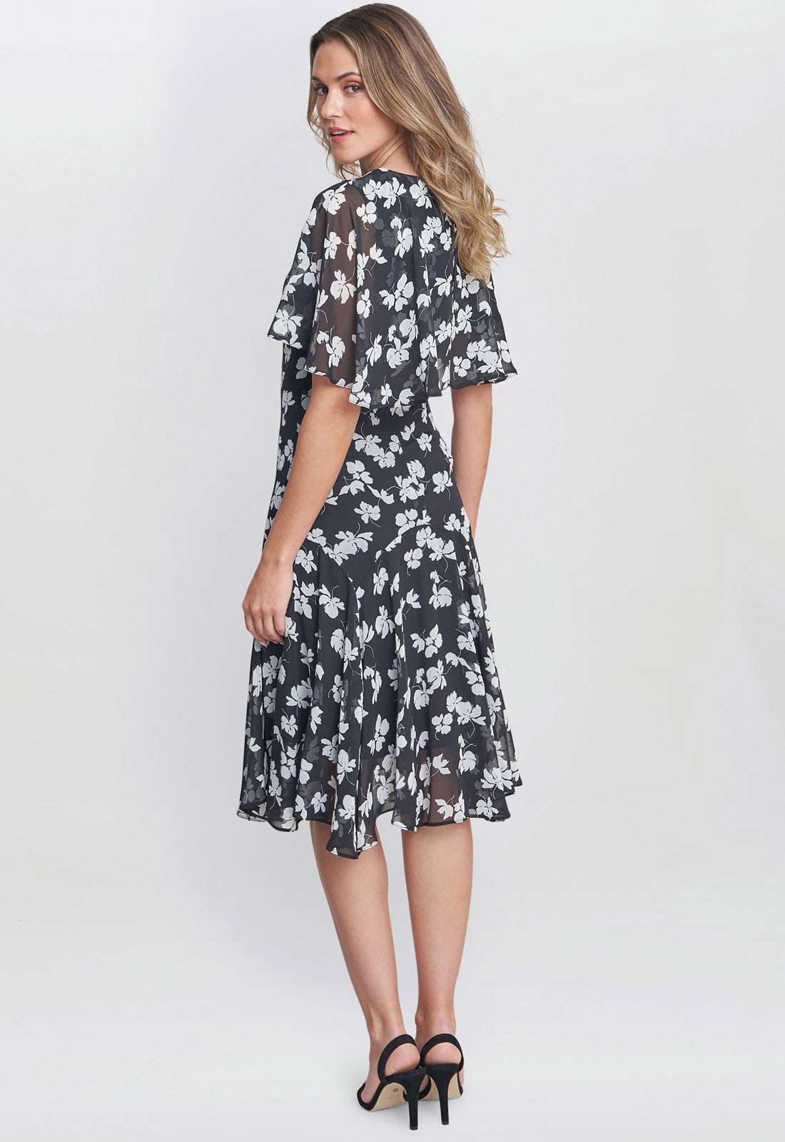 Gina Bacconi Black and White Annette Chiffon Dress
