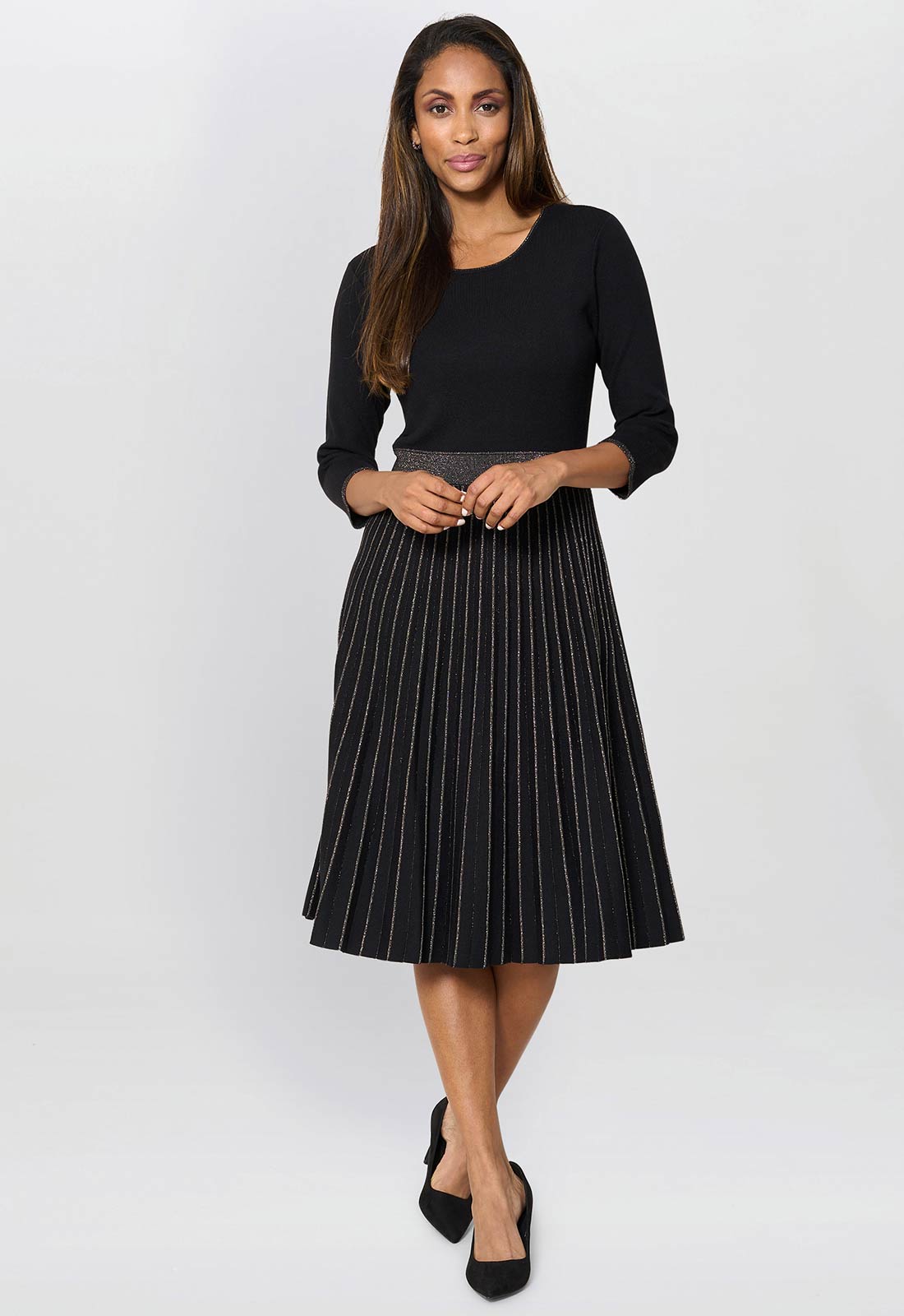 Gina Bacconi Black Apple Pleated Midi Dress