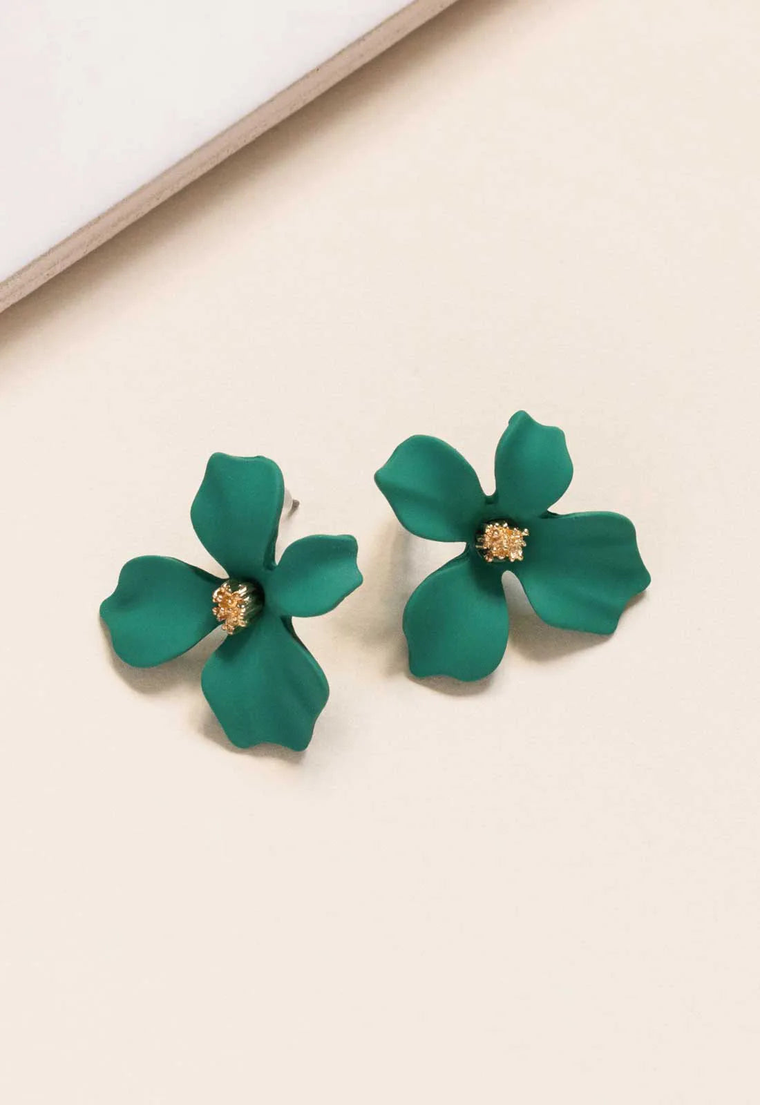 Always Chic Green Flower Earrings-92095
