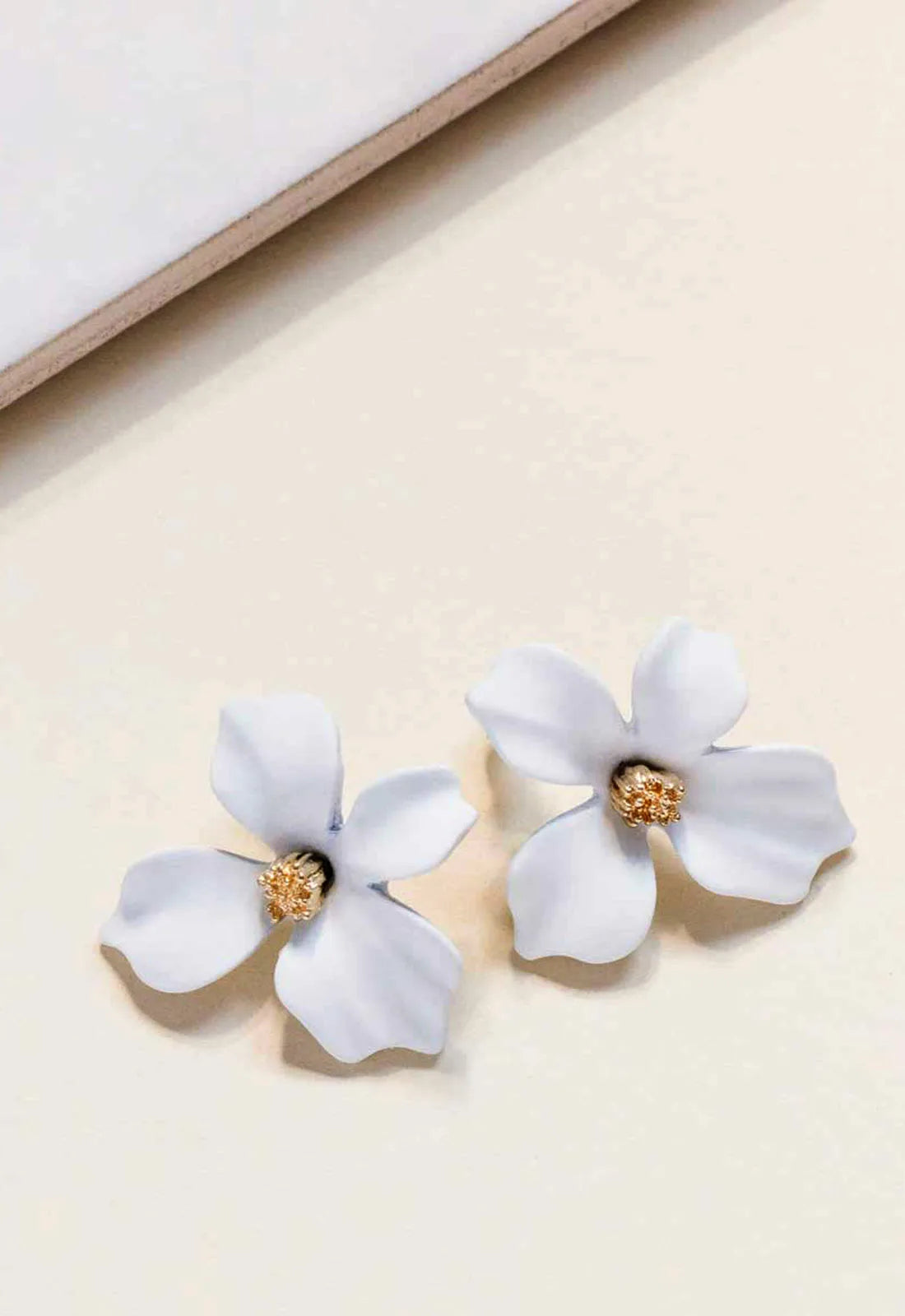 Always Chic White Flower Earrings-92107