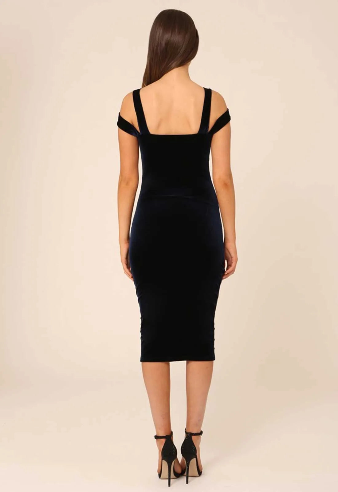 Honor Gold Evie Cold Shoulder Velvet Midi Dress in Navy-15945