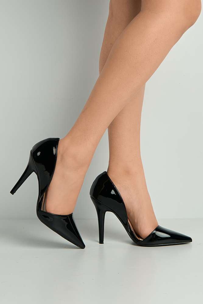 Milaya Cut-out Side Pointed Toe Court Shoes in Black