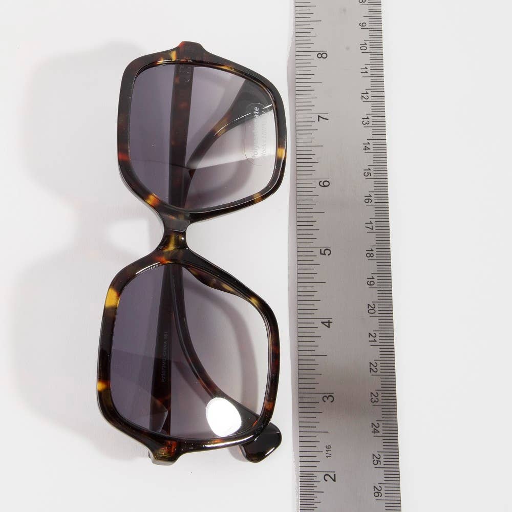 Oversized Tortoise Fashion Frame Sunglasses Set: ASSORTED