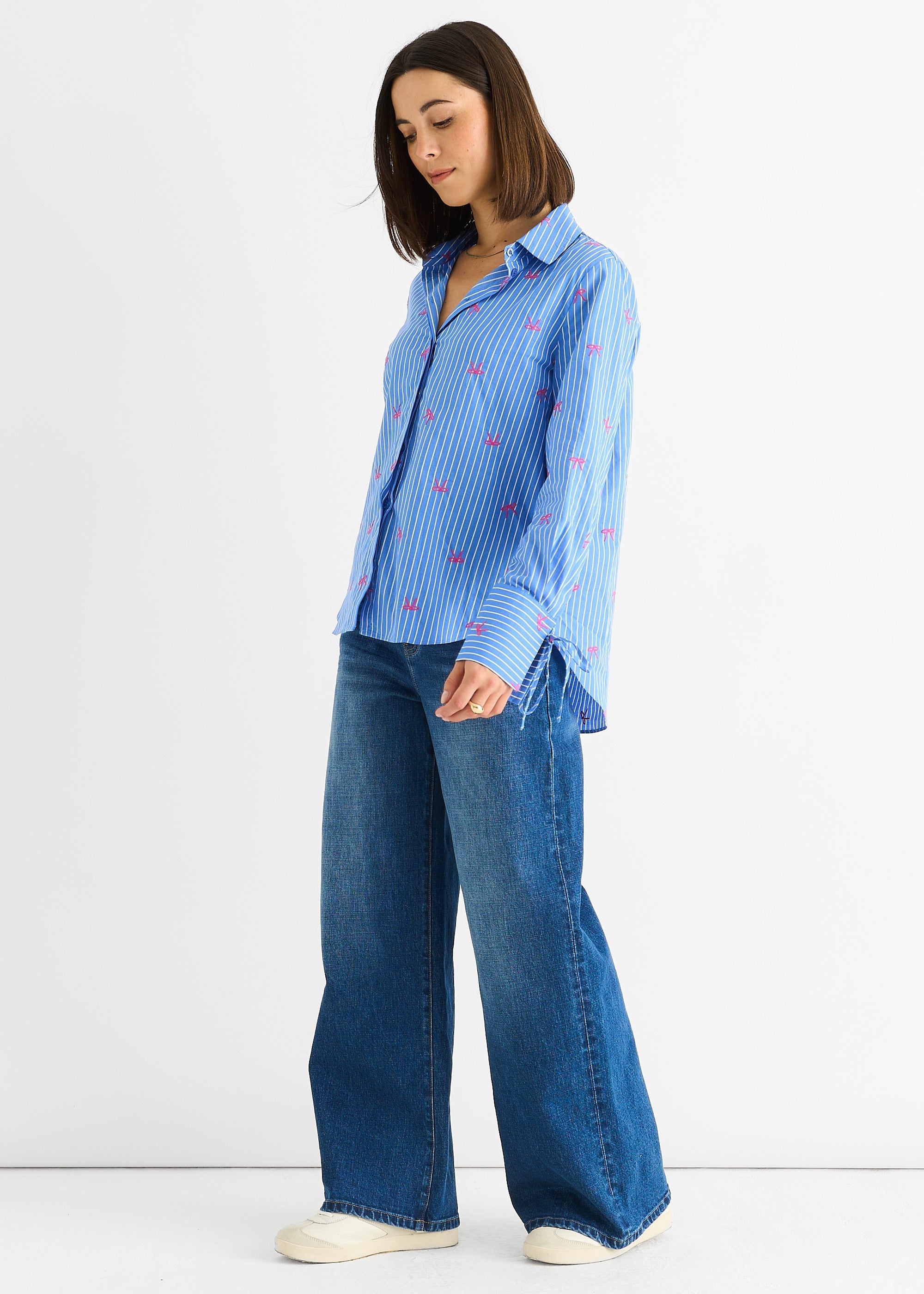 Gini London Blue Bow Embroidered Extreme Cuff Stripe Shirt