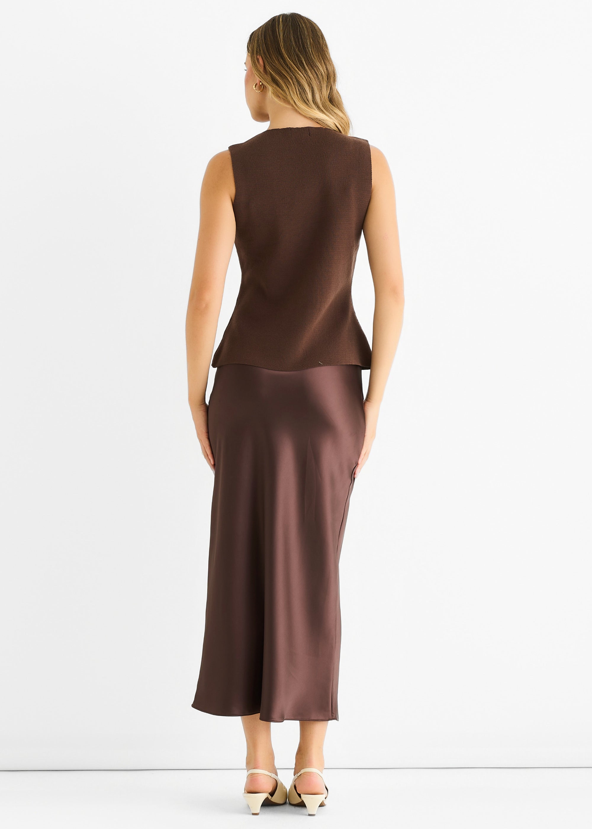 Gini London Chocolate Button Front Compact Knit Waistcoat