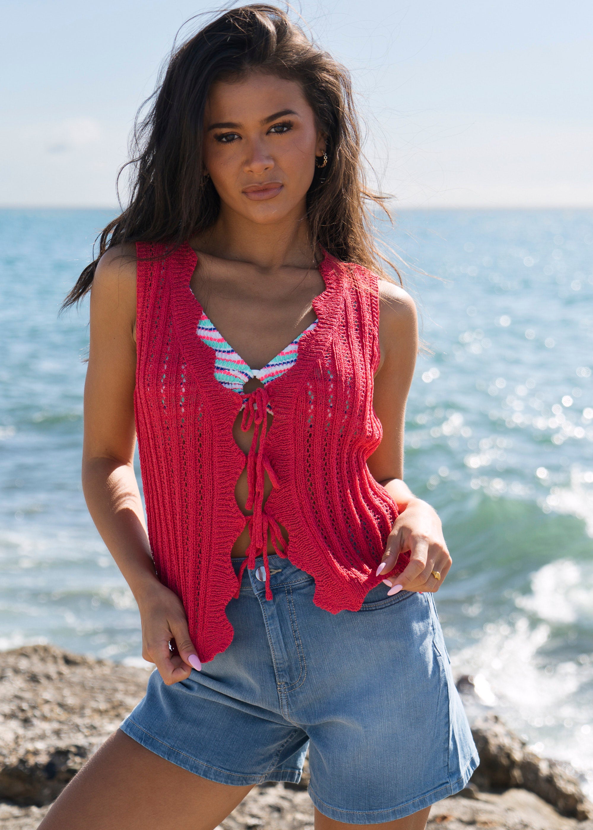 Gini London Pink Scallop Crochet Tie Front Waistcoat