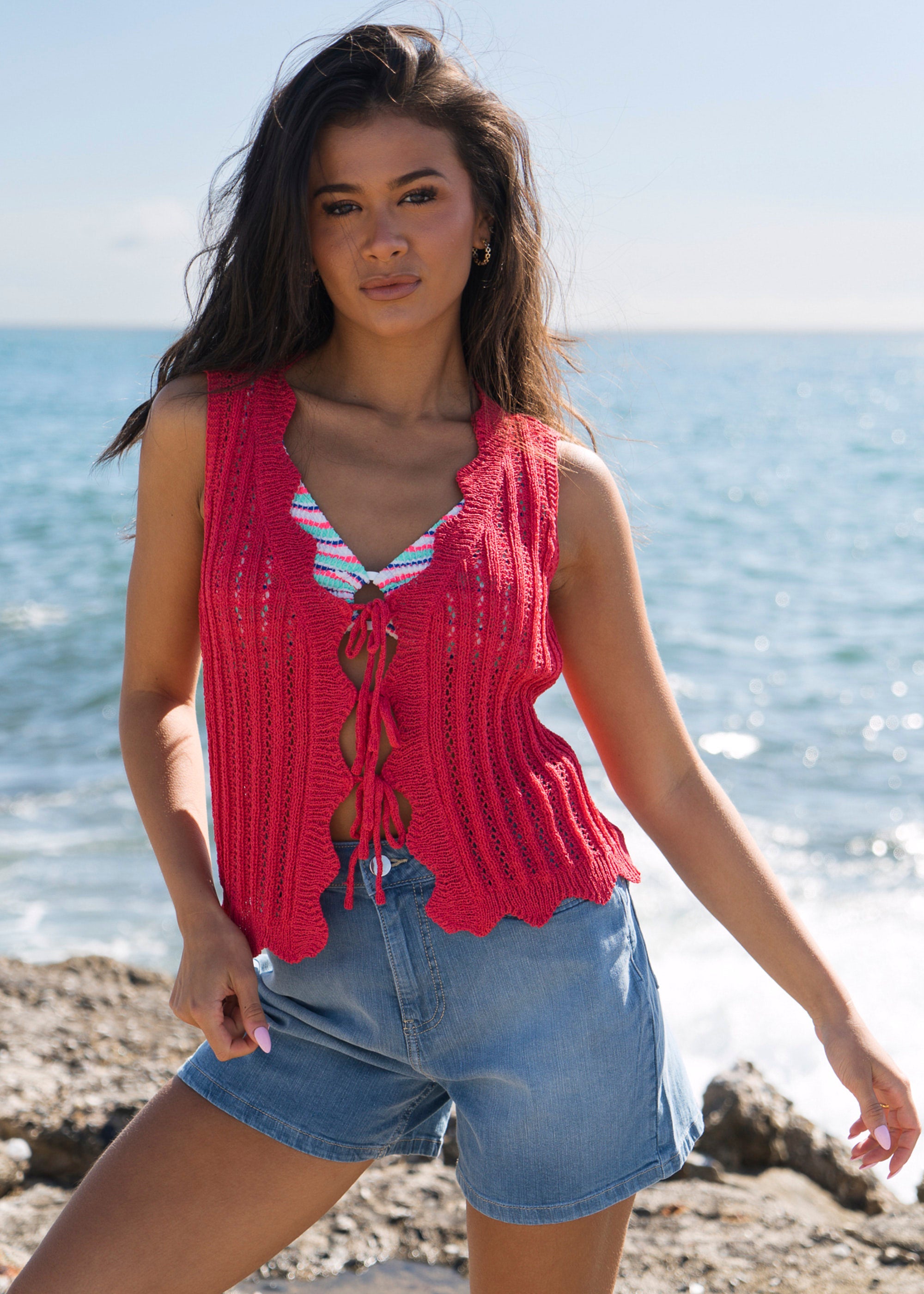 Gini London Pink Scallop Crochet Tie Front Waistcoat