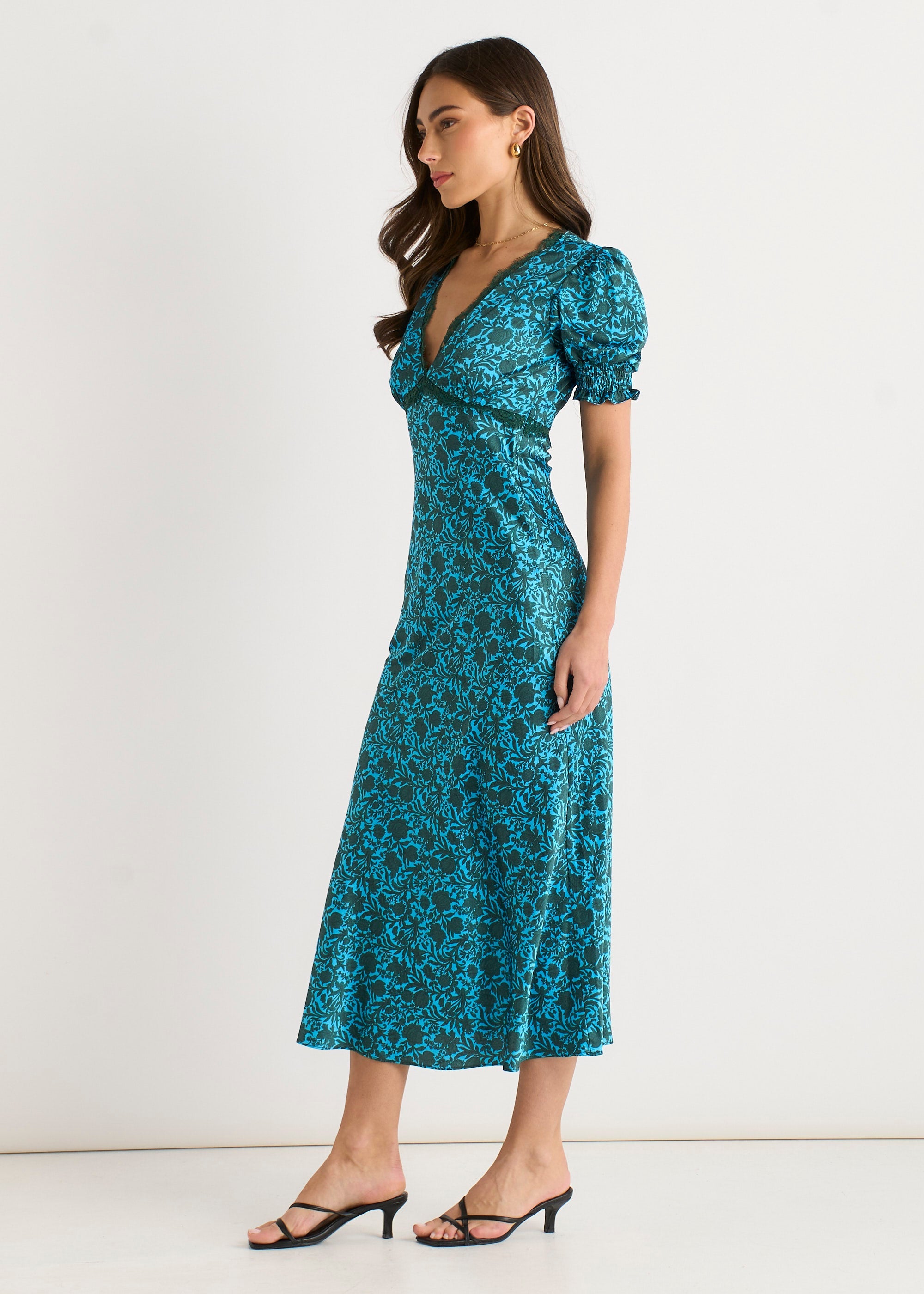 Gini London Green Floral Lace Trim V Neck Midi Dress