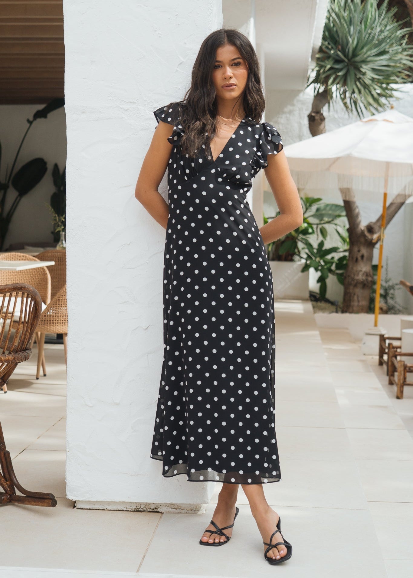 Gini London Black V Neck Angel Sleeves Skater Midi Dress