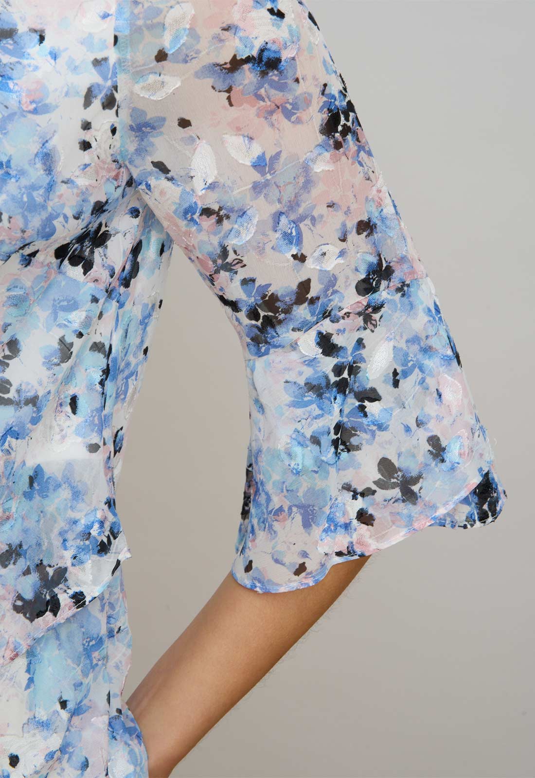 Gina Bacconi BLUE Jacklyn Floral Layered Chiffon Top