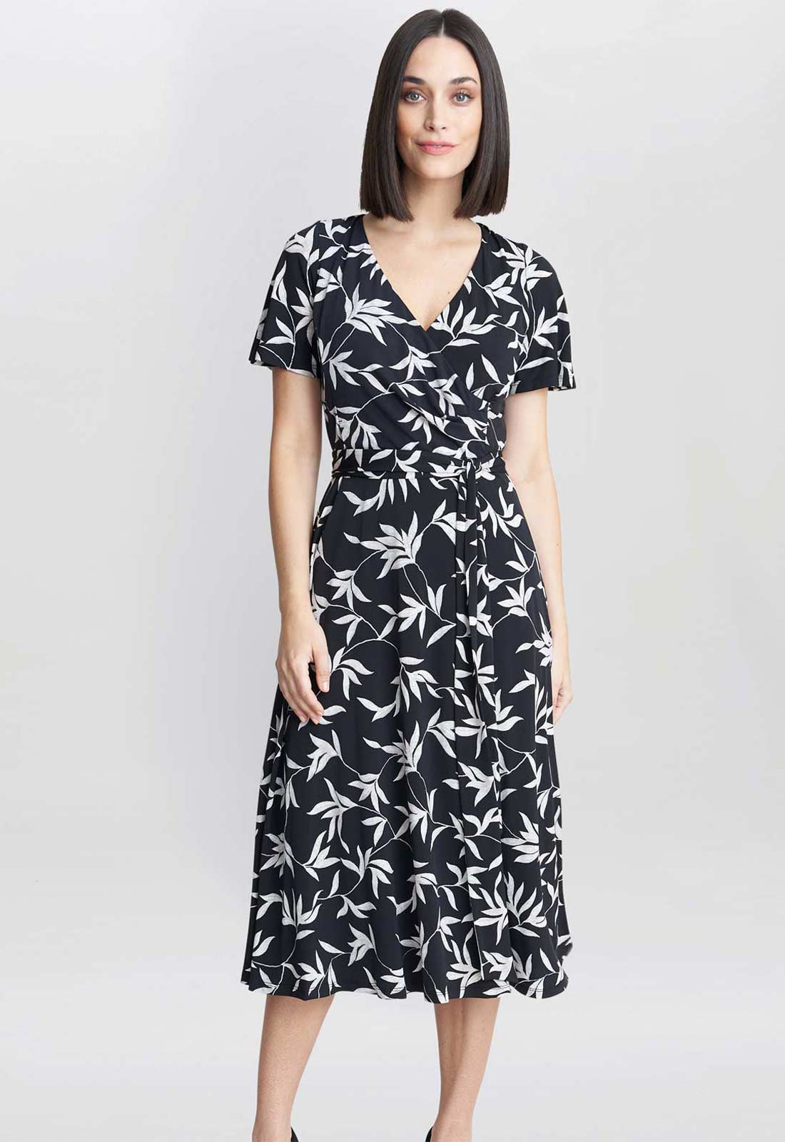 Gina Bacconi Black & White Emma Fit And Flare Dress