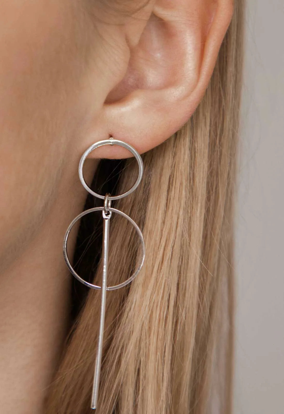 Always Chic Silver Bar Detail Double Hoop Earring-91612