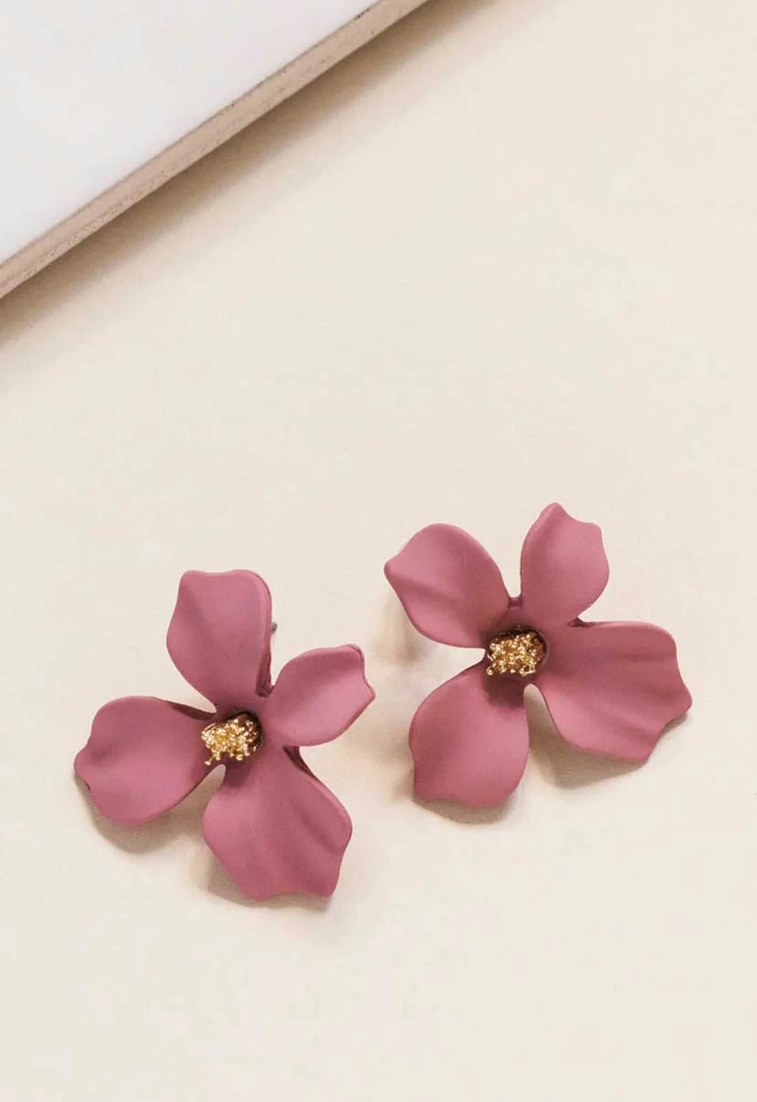 Always Chic Dusky Pink Flower Earrings-92091