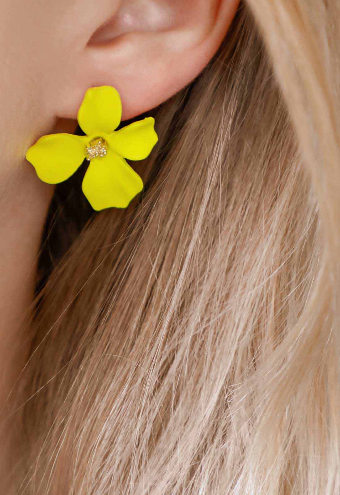Always Chic Yellow Flower Earrings-92082