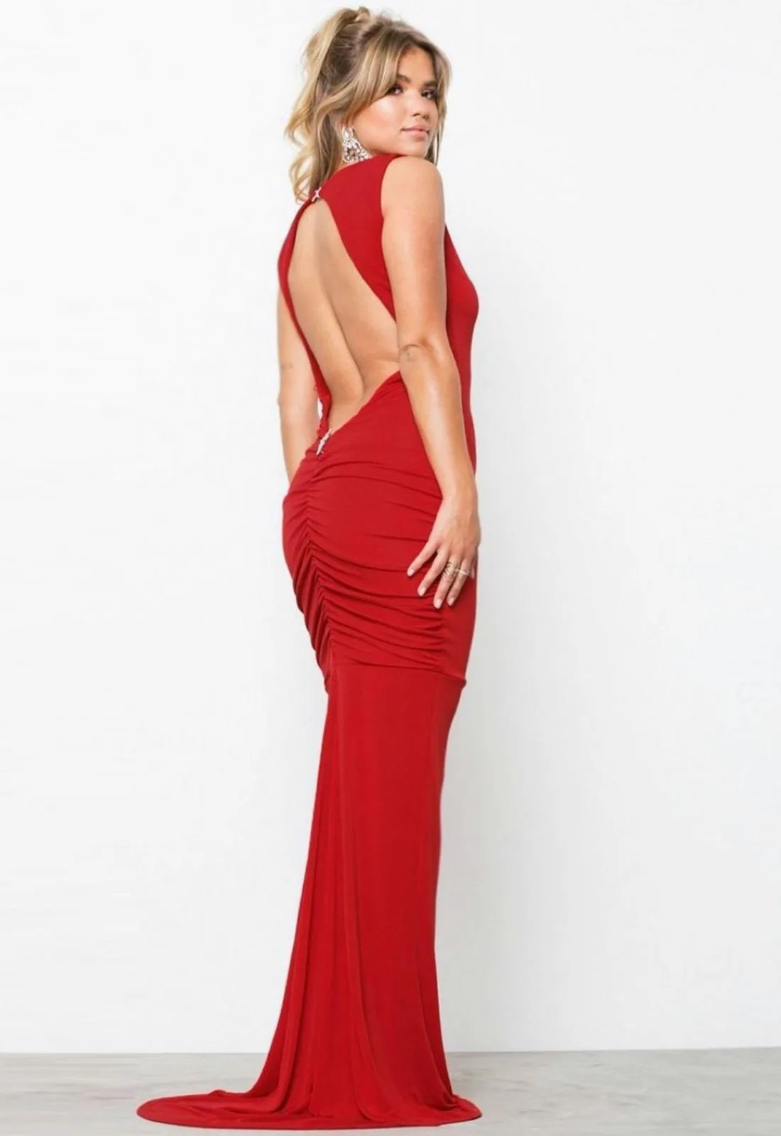 Honor Gold Bella Sleeveless Maxi Dress in Red-75096