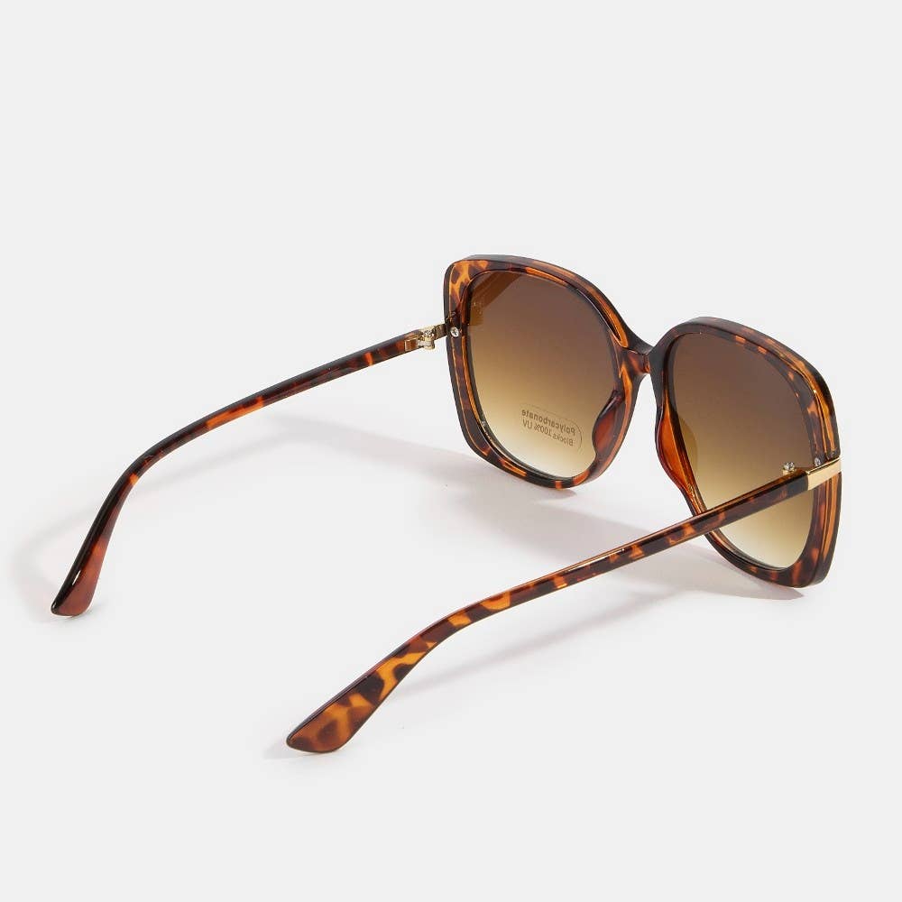 Oversized Square Gold Temple Accent Sunglasses: ASSORTED