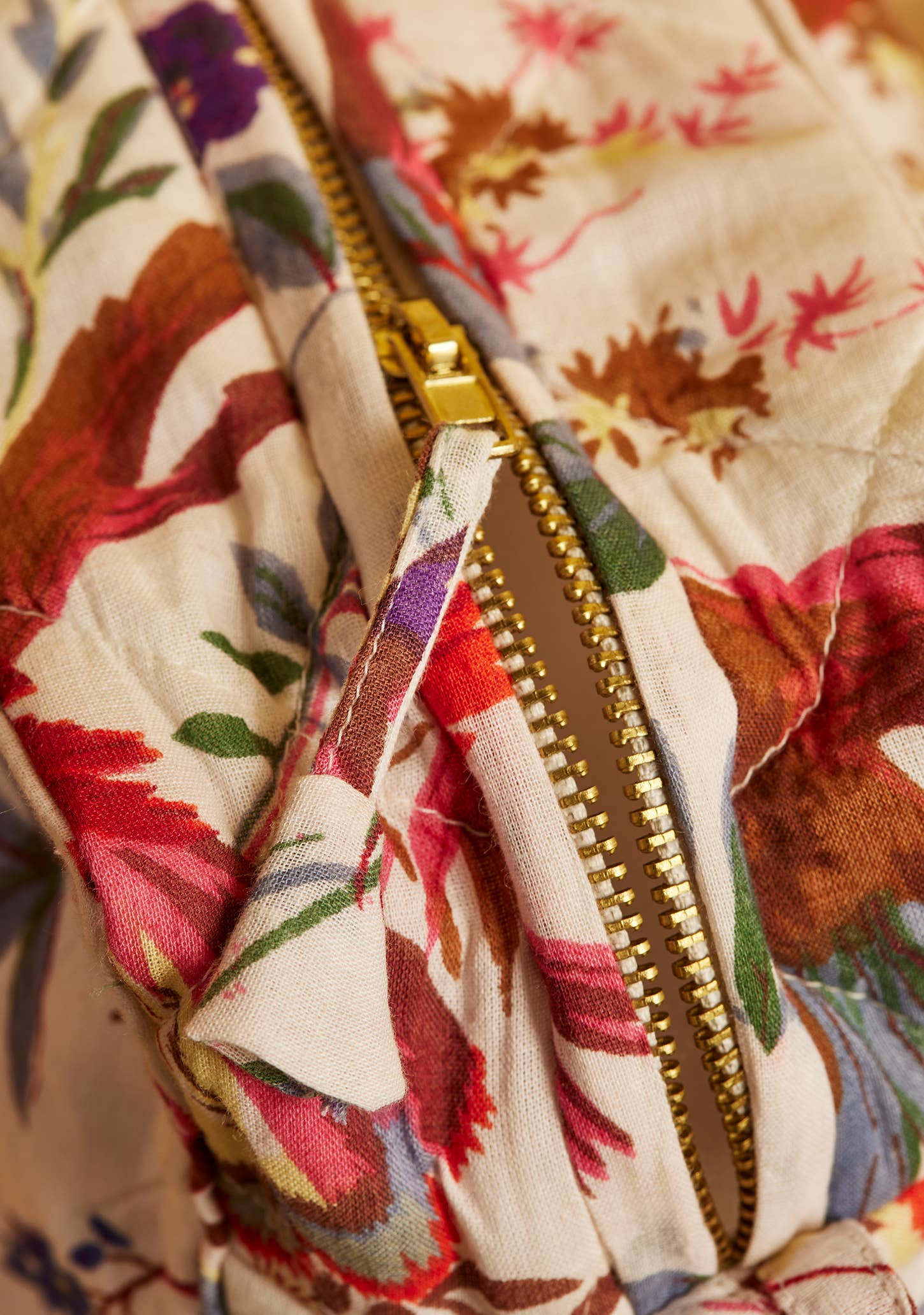 Soul Of Sita Bird Of Paradise Wash Bag: White(Wh)
